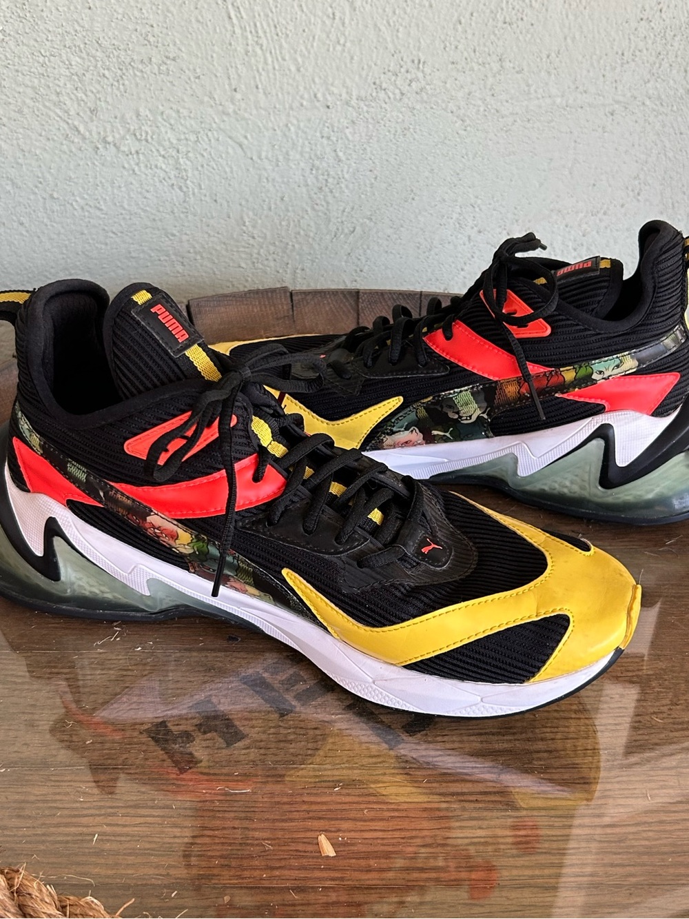 PUMA LQDCELL  "Scary Cat" Graphic Low Top Sneakers Black/Dandelion/Red SZ 11.5
